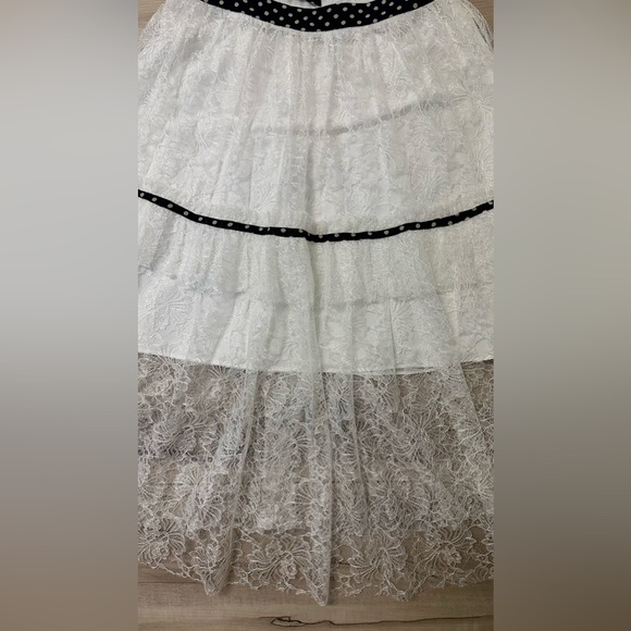 Elise Dress - Picture 5 of 10